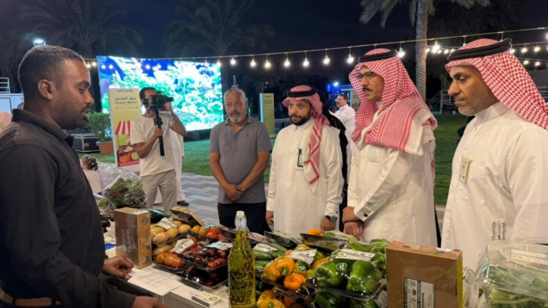 بيئة الشرقية تدشن فعاليات سوق المزارعين في جامعة الملك فهد للبترول والمعادن