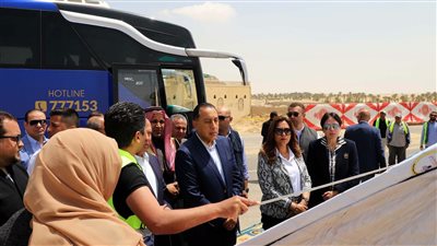 رئيس الوزراء يتابع تنفيذ مشروع خط سكة حديد “بئر العبد – العريش – رأس النقب”