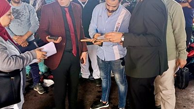 خالف اشتراطات التراخيص.. النيابة الإدارية تعاين حريق بأحد مصانع النسيج بالمحلة الكبرى