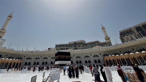 بث حي لتعامد الشمس على الكعبة المشرفة في هذه اللحظة