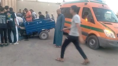 مصرع 3 أشخاص في تصادم سيارتين ربع نقل على طريق أسوان