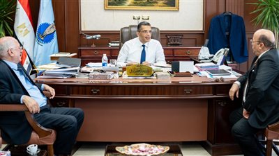محافظ البحر الأحمر يتابع الاستعدادات للدورة الرابعة من مهرجان الغردقة لسينما الشباب