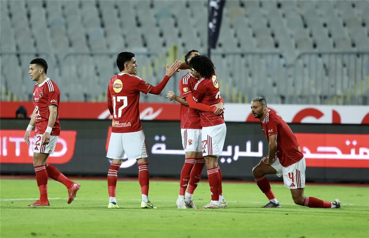 تشكيل الأهلي أمام الزمالك في الدوري المصري.. الشحات أساسيًا