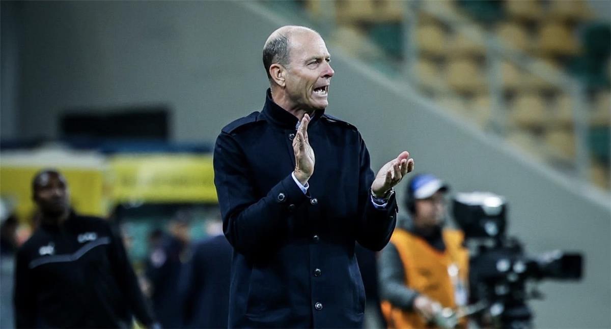 توروب يكشف كيف حفز لاعبي الأهلي أمام الزمالك.. ويشكر الجماهير