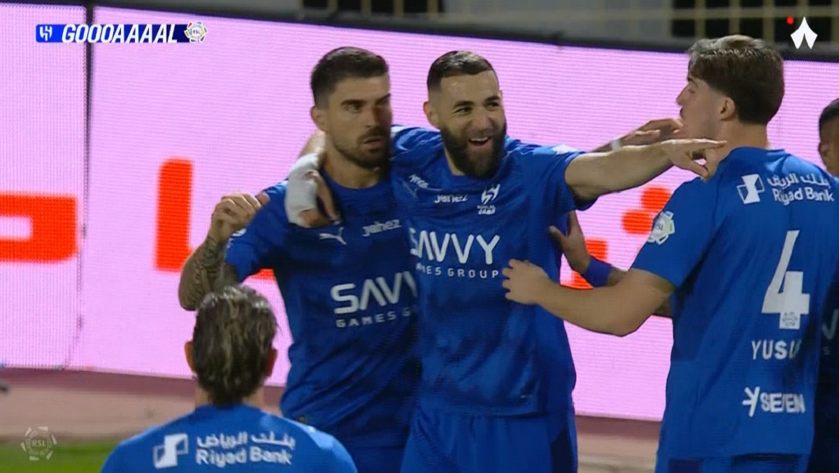 اهداف مباراة الهلال والحزم في الدوري السعودي