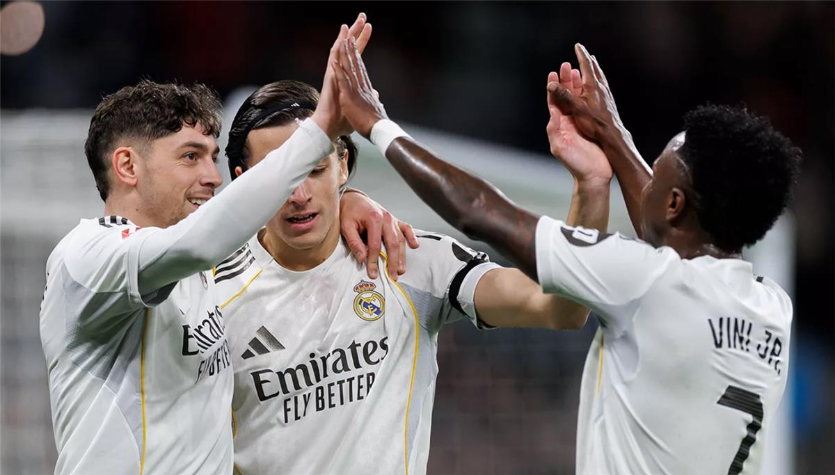 تشكيل ريال مدريد أمام إسبانيول في الدوري الإسباني.. ثنائي هجومي