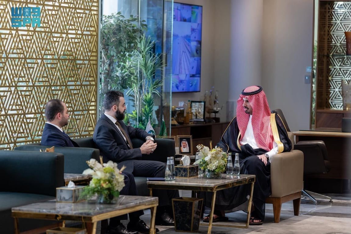 أمين الرياض يبحث مع وزير الإدارة المحلية السوري تعزيز التعاون في التحول البلدي والرقمي