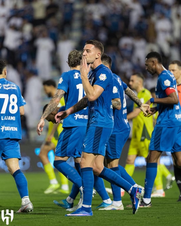 ضغط المباريات يفرض الواقعية وتركيز الهلال على نهائي كأس الملك والديربي — سبق