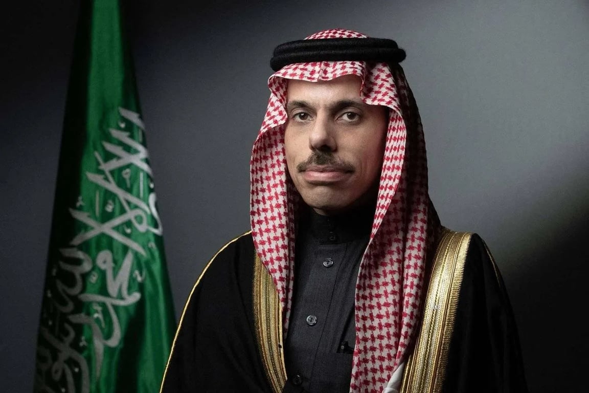فيصل بن فرحان يصل أنقرة لرئاسة الاجتماع الثالث لمجلس التنسيق السعودي التركي — سبق