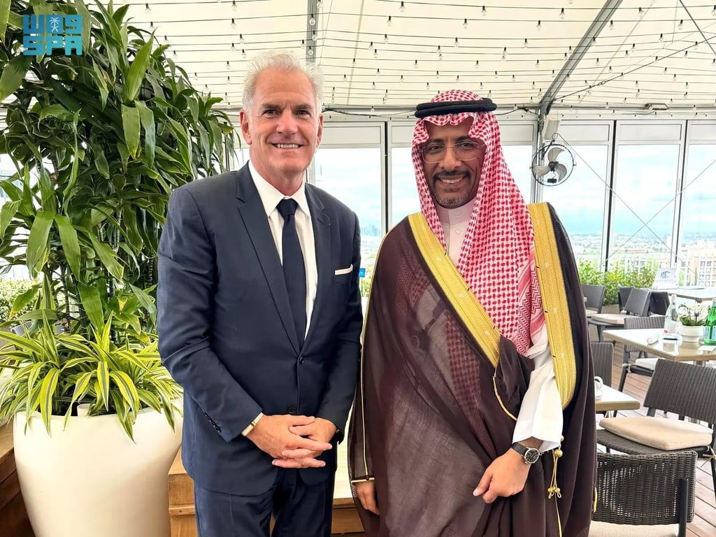 الخريّف يبحث في لوس أنجلوس شراكات صناعية وتعدينية مع أمريكا وفرنسا لدعم رؤية 2030