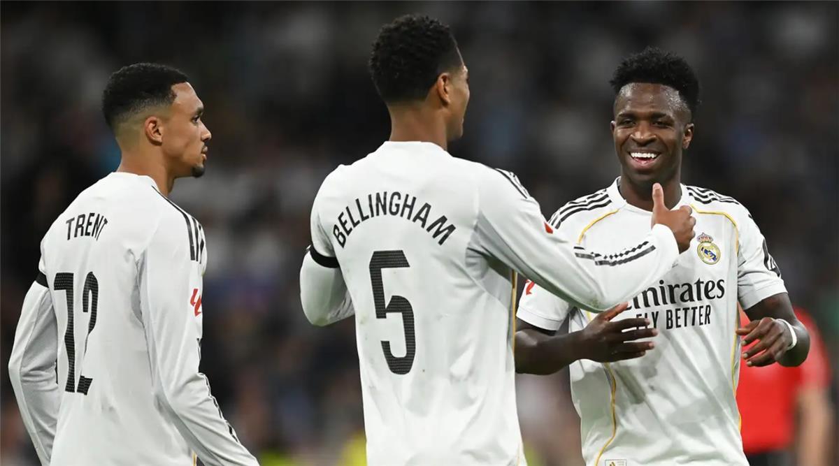فوضى عارمة في غرفة ملابس ريال مدريد.. 6 لاعبين يرفضون الحديث مع أربيلوا ومشاجرة جديدة