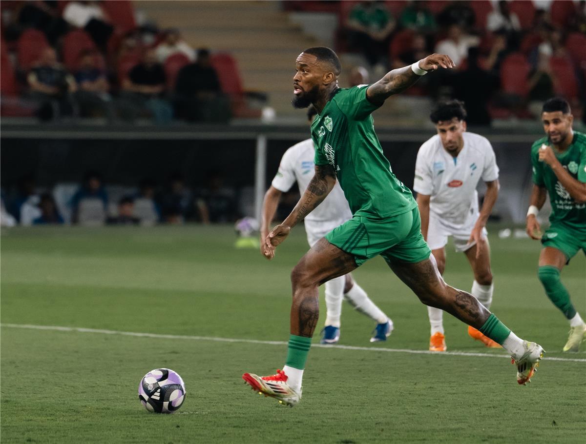 ترتيب هدافي الدوري السعودي بعد هاتريك إيفان توني أمام الفتح