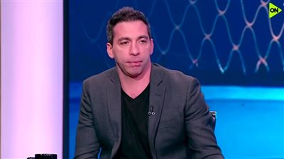 أحمد الأحمر يلعب 17 عامًا بإصابة الرباط الصليبي