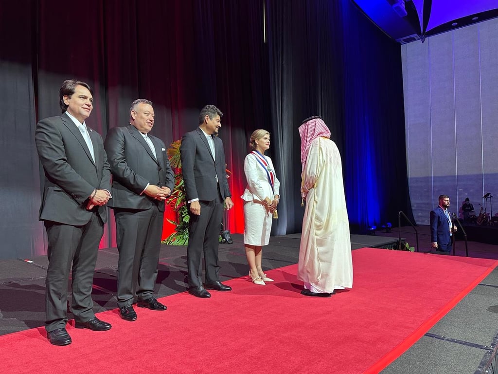 نيابةً عن خادم الحرمين الشريفين وسمو ولي العهد.. وزير الدولة للشؤون الخارجية يشارك في حفل تنصيب رئيسة كوستاريكا
