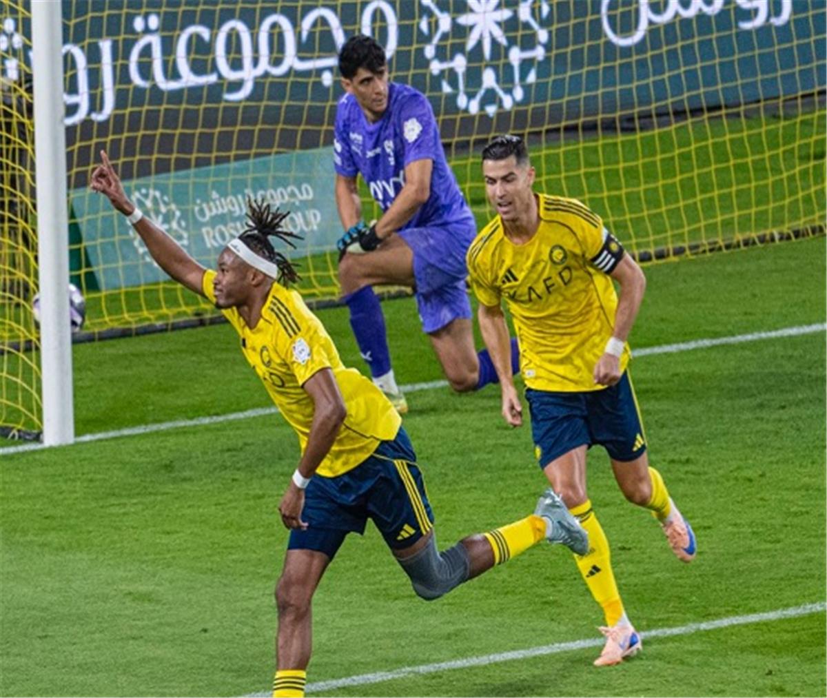 فيديو | الهلال يخطف نقطة قاتلة في ديربي الرياض ويؤجل تتويج النصر بلقب الدوري السعودي