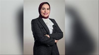 كيف تطور الفكر حين اقترب من الأسرة؟