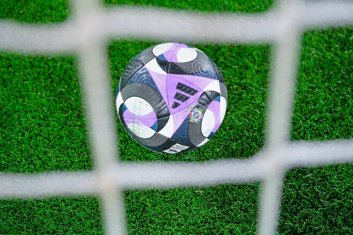 صراع آسيوي وقمة هبوط مشتعلة في الجولة 33 من دوري روشن 2025-2026