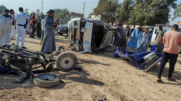 إصابة 6 في حادث انقلاب سيارة على الطريق الصحراوي الغربي بالفيوم