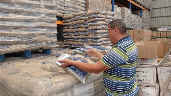 ضبط 12 طن مكرونة معاد تدويرها في مخزن غير مرخص بالقليوبية