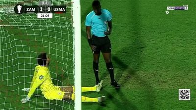 الزمالك.. المهدي سليمان حارس الزمالك يغادر مباراة اتحاد العاصمة في نهائي الكونفدرالية بسبب الإصابة ومشاركة محمد عواد