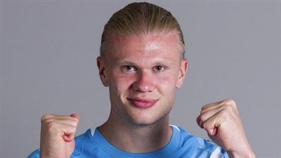 من الملاعب إلى هوليوود: إرلينج هالاند يبدأ مشواره السينمائي في فيلم “ملكات الفايكنج”