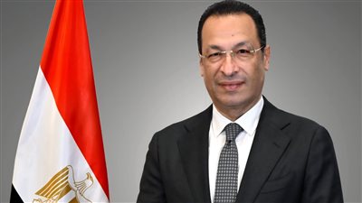 وزير الاتصالات: نستهدف رفع إنتاج الهواتف المحمولة المصنعة محليًا إلى أكثر من 15 مليون جهاز بنهاية 2026