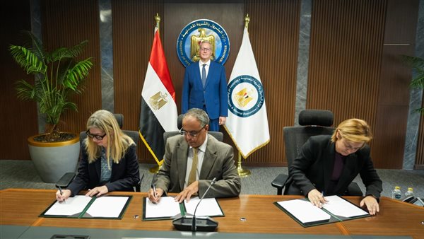وزير البترول يشهد توقيع اتفاقية تعزيز البحث والإنتاج في بدر الدين