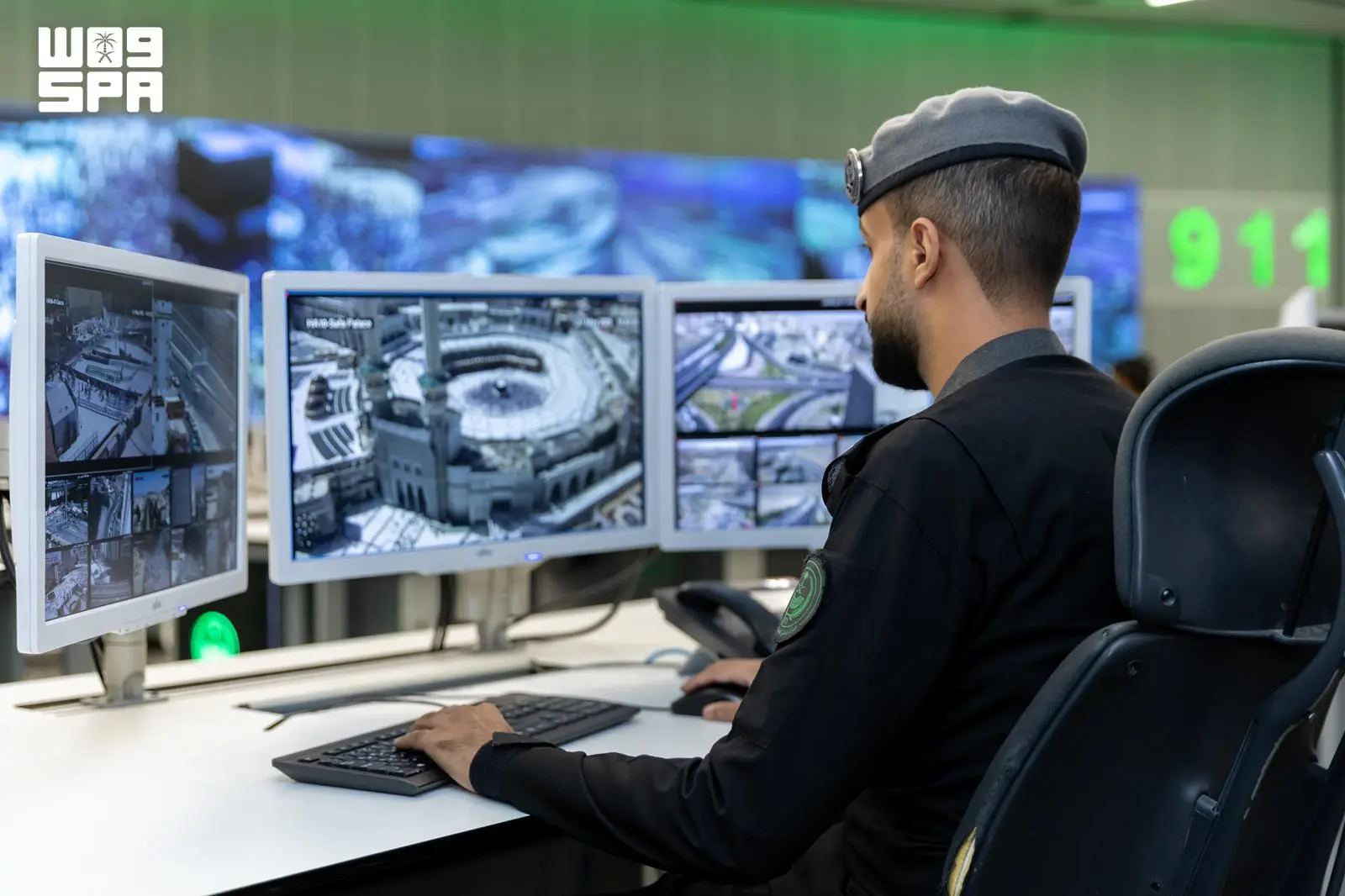 مركز 911 يعزّز خدماته لحجاج 1447هـ ويرد على البلاغات خلال ثانيتين بعدة لغات