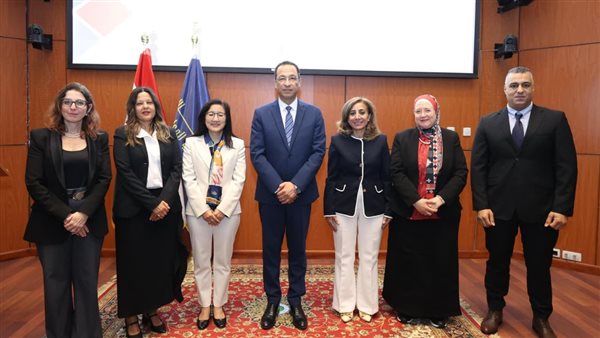 وزير الاتصالات يشارك في احتفالية مستقبل تمكين المرأة الرقمي 2026