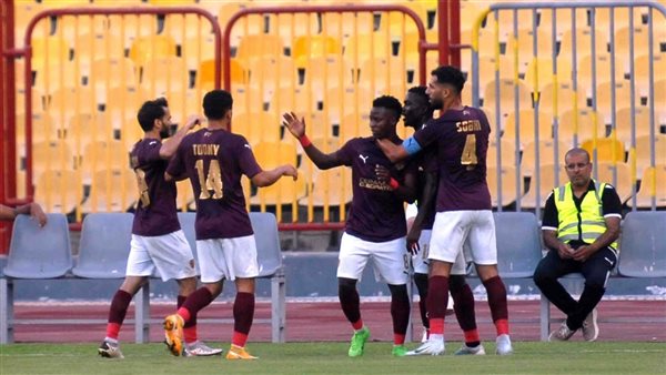 سيراميكا كليوباترا تنتقد إدارة الزمالك في أزمة التذاكر
