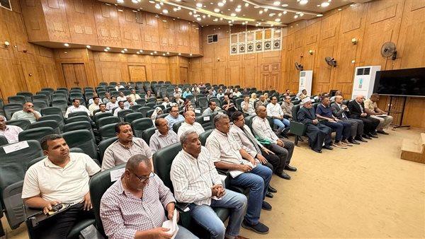 محافظ قنا يؤكد على الخطط النهائية لاستقبال عيد الأضحى المبارك