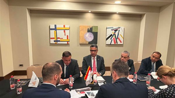 وزير التموين يناقش قطاع الحبوب مع شركات روسية في منتدى سوتشي
