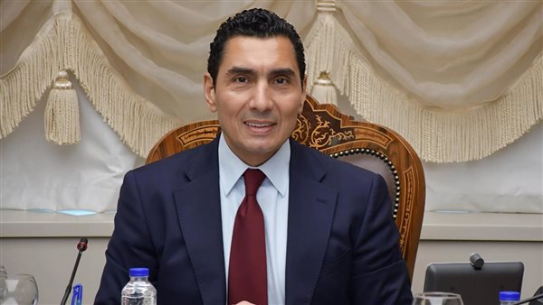 “جوهر نبيل: تنسيق مستمر بين الاتحادات واللجنة الأولمبية لتعزيز الرياضة”