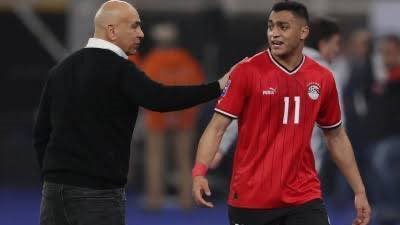 بعد استبعاد مصطفي محمد من قائمة كأس العالم.. آدم وطني: المدرب يضع الاعتبارات الشخصية فوق مصلحة المنتخب
