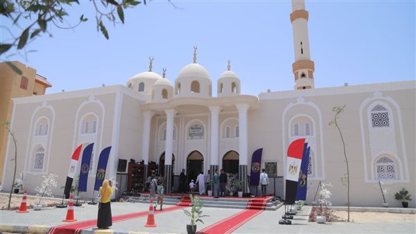 محافظ قنا يفتتح مسجد الشهيد المقدم أحمد عبد الفتاح جمعة بحضور أسرته في قنا الجديدة