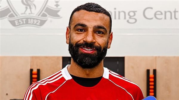 محمد صلاح ينال آخر جوائزه مع ليفربول قبل الرحيل