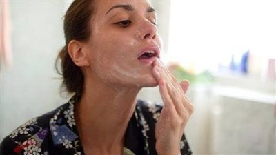 فرحك في العيد؟.. توقفي فورا عن عادات هدمر بشرتك