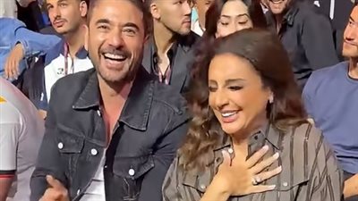 ضحك وهمس.. أنغام وأحمد عز ومشاهد تعيد قصة الزواج السري| تفاصيل