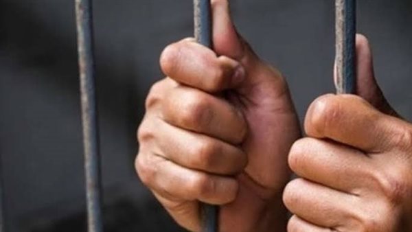 خلاف إيجاري يتحول لمشاجرة بالسكاكين في الجيزة