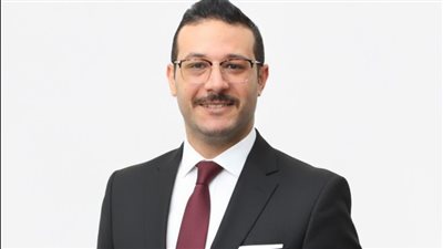 طاهر أبو زيد يكتب: الكادر الذي نحتاجه.. سياسي أم مهني؟
