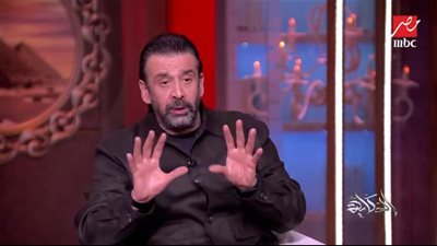 كريم عبد العزيز: 7Dogs اتكلف 42 مليون دولار.. وفخور إننا واقفين قدام نجوم عالميين
