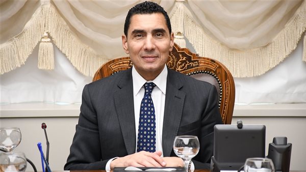 وزير الشباب يناقش شراكة استراتيجية مع شركة روابط الرياضية لدعم الرياضيين والاتحادات الرياضية