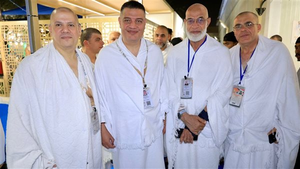 رئيس بعثة حج الجمعيات الأهلية يتفقد مخيمات الحجاج في عرفة للاطلاع على الخدمات المقدمة