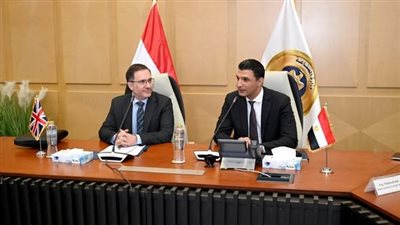 وزارة الصناعة تستضيف مائدة مستديرة للشركات البريطانية العاملة في مصر
