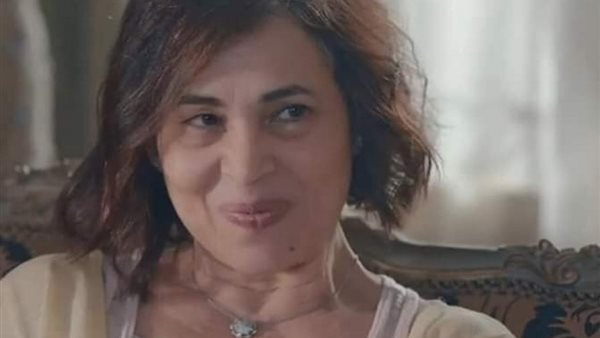 لبنى ونس: صلاة العيد ولمّة الأسرة أبرز طقوسي عيد الأضحى