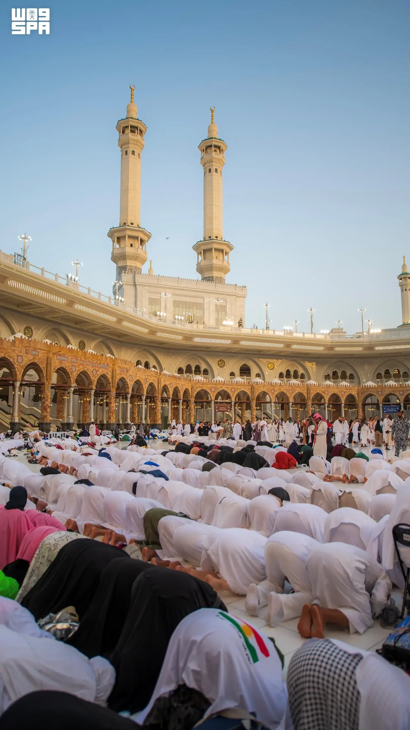 الاحتفال بعيد الأضحى في المسجد الحرام بأجواء مفعمة بالإيمان والسكينة