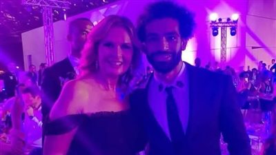 يسرا توجه رسالة صادقة لمحمد صلاح عقب انتهاء مشواره مع ليفربول