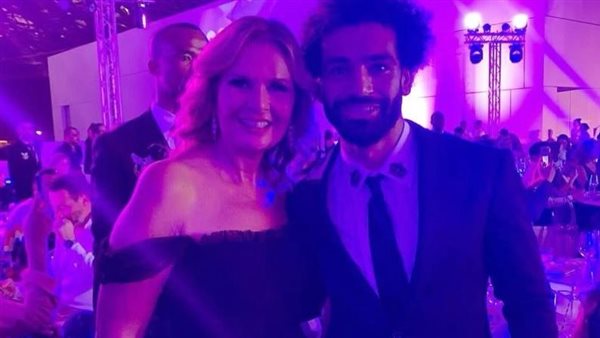 يسرا تسلط الضوء على دعمها لمحمد صلاح بعد مغادرته ليفربول: رمز يفخر به الوطن.