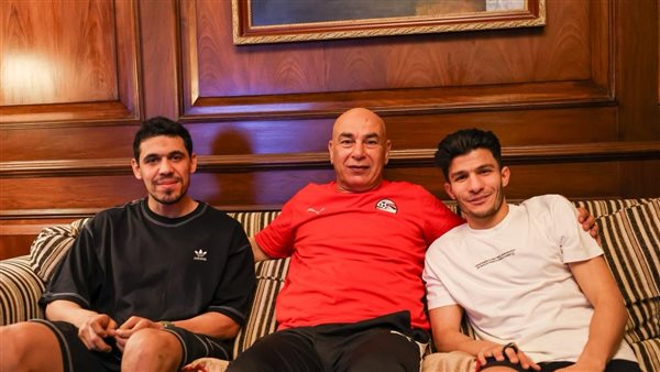 حسام حسن يرحب بمحمد حمدي وإسلام عيسى في معسكر المنتخب الوطني