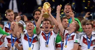ميسي يقترب من تحطيم رقم كلوزه في تاريخ كأس العالم